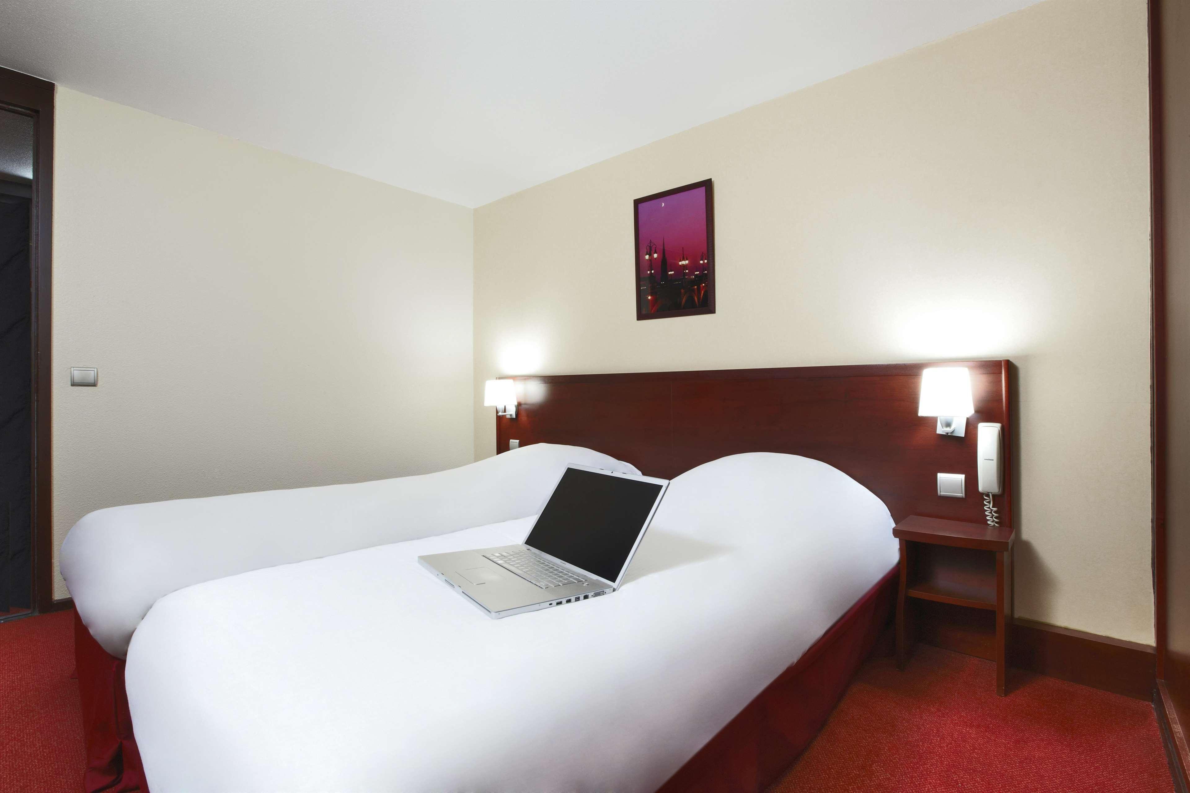กีริอ๊าด บอร์โด ลอร์มงต์ Hotel ลอร์มองต์ ภายนอก รูปภาพ