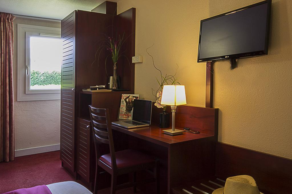 กีริอ๊าด บอร์โด ลอร์มงต์ Hotel ลอร์มองต์ ภายนอก รูปภาพ